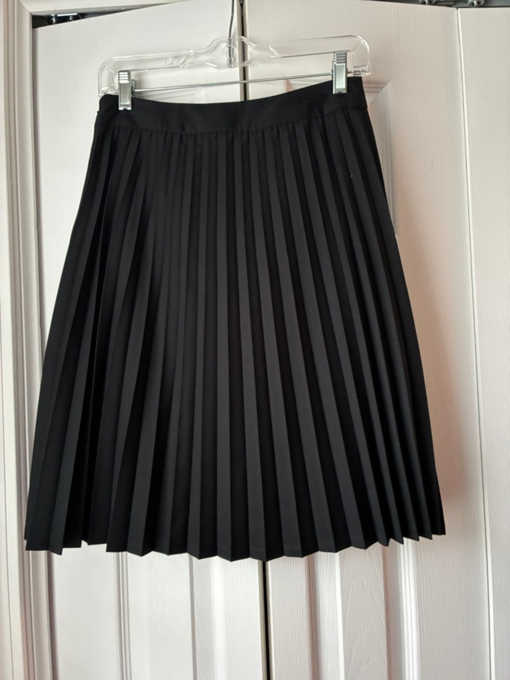 Ann Taylor Black Knife-Pleat A-Line Skirt